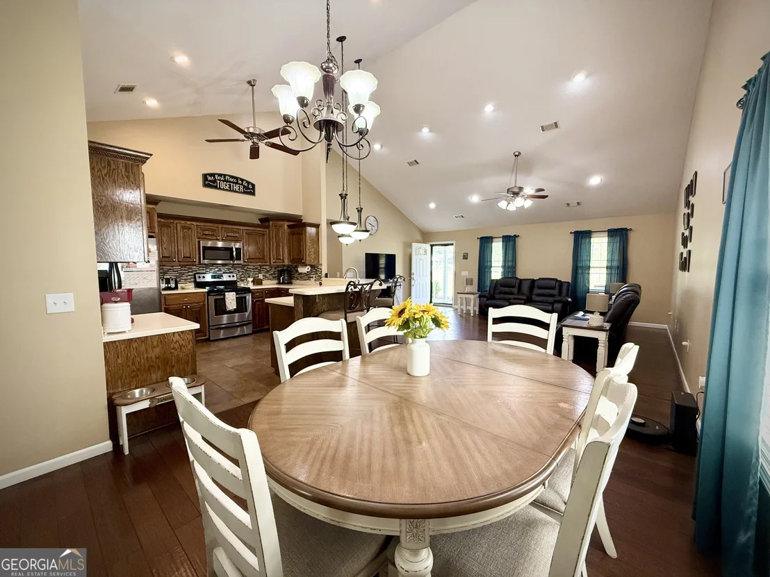 Photo of 2402 Zoar Road