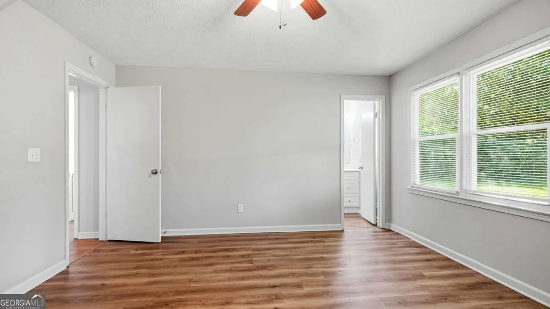 Photo of 248 Helen Drive NW