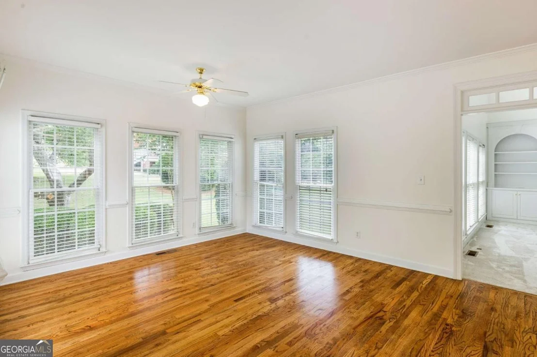 Photo of 184 Rugby Drive