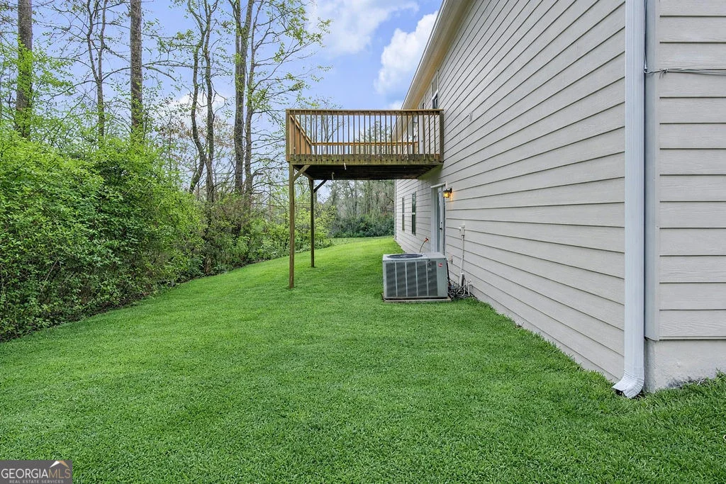 Photo of 405 Azalea Drive