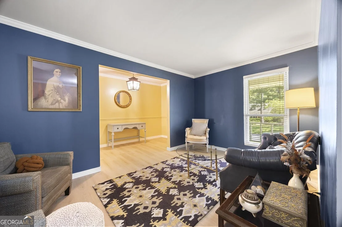 Photo of 1137 Clairmont Place