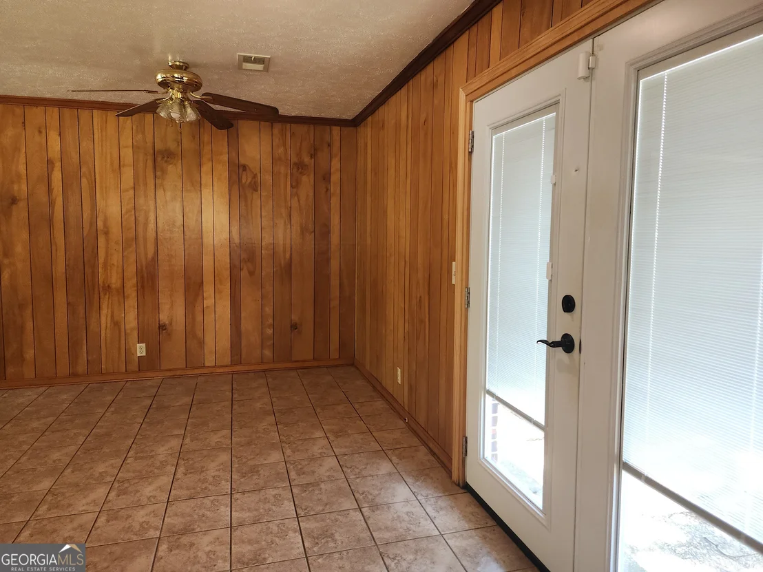 Photo of 2911 Foresthill Drive