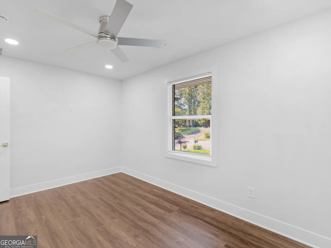 Photo of 984 Morrow Road