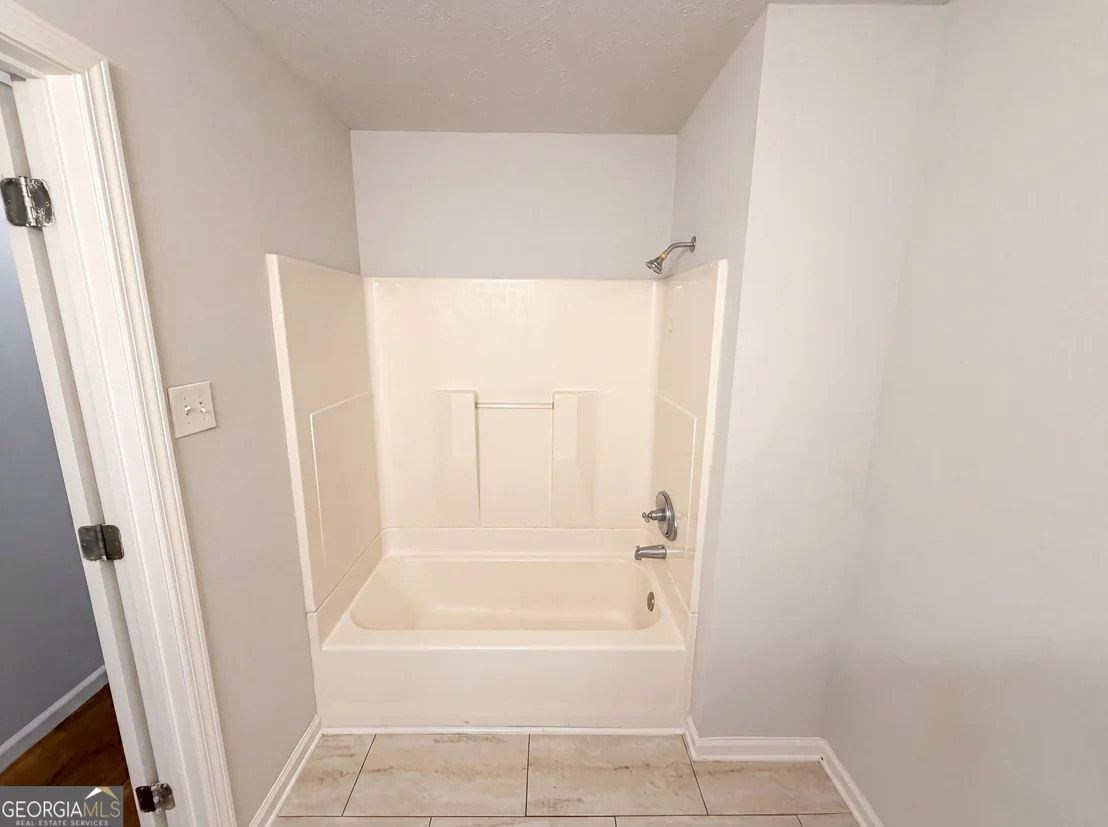 Photo of 5552 Pine Street