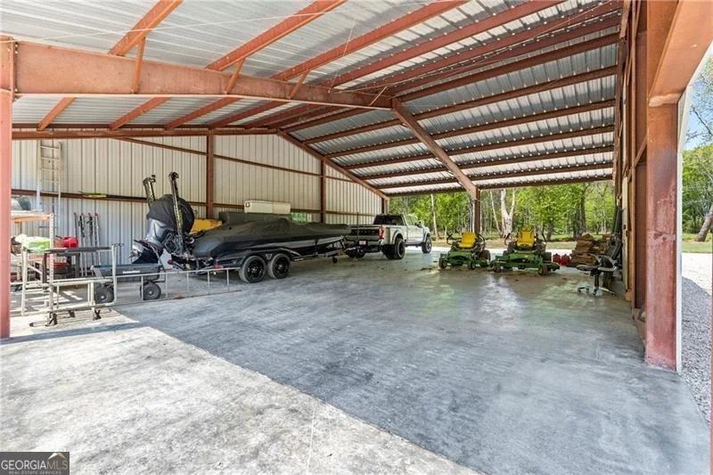 Photo of 175 Tom Jones Road