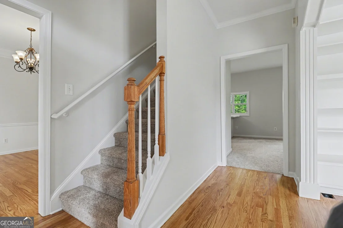 Photo of 3055 Heatherstone Drive