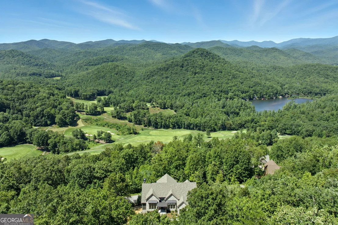 Photo of 608 Winterberry Drive