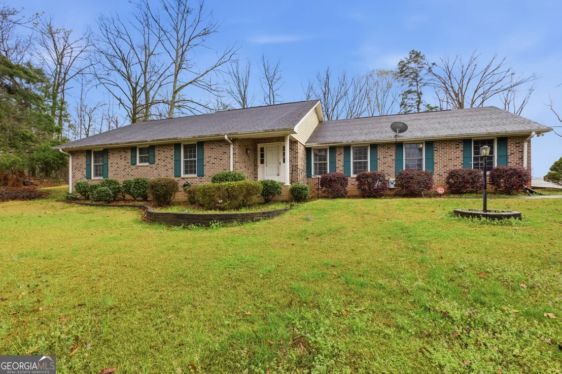 Photo of 304 Beaver Brook Drive