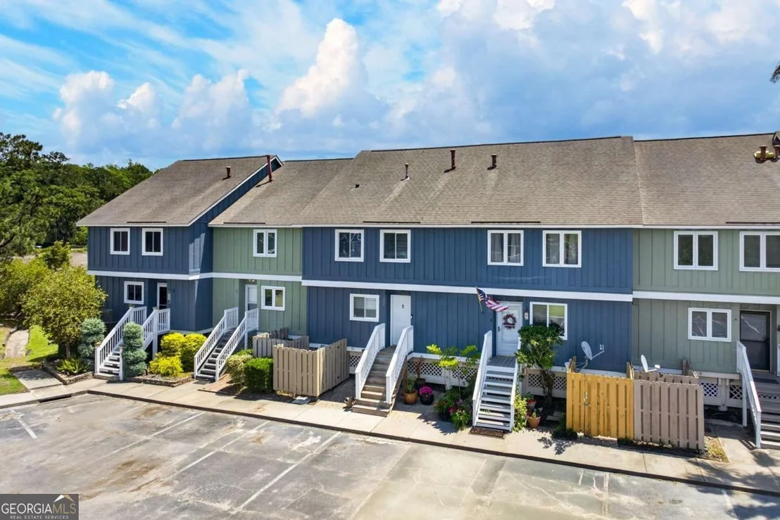 Photo of Unit 22 at 12502 Apache Avenue