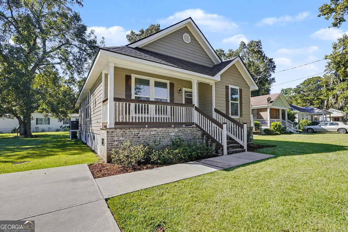 Photo of 1115 Bates Avenue