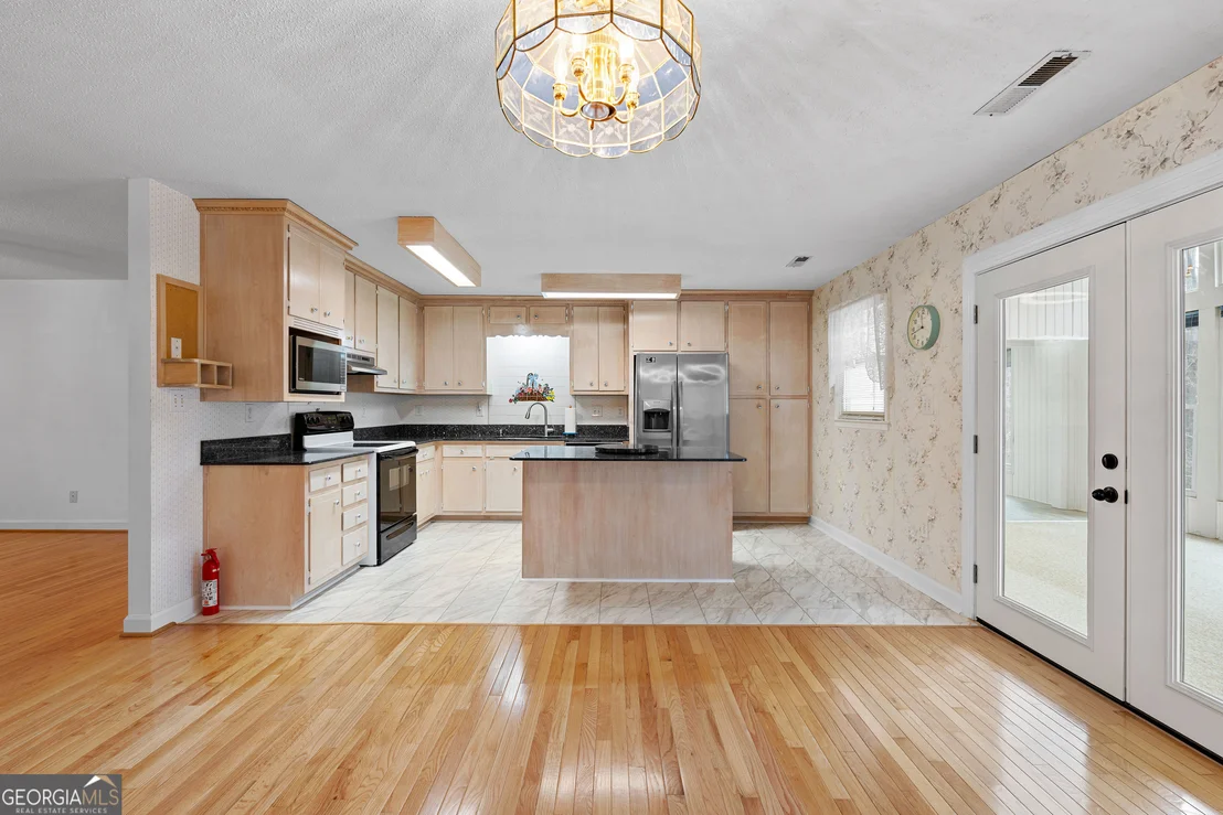 Photo of 423 Woods Road