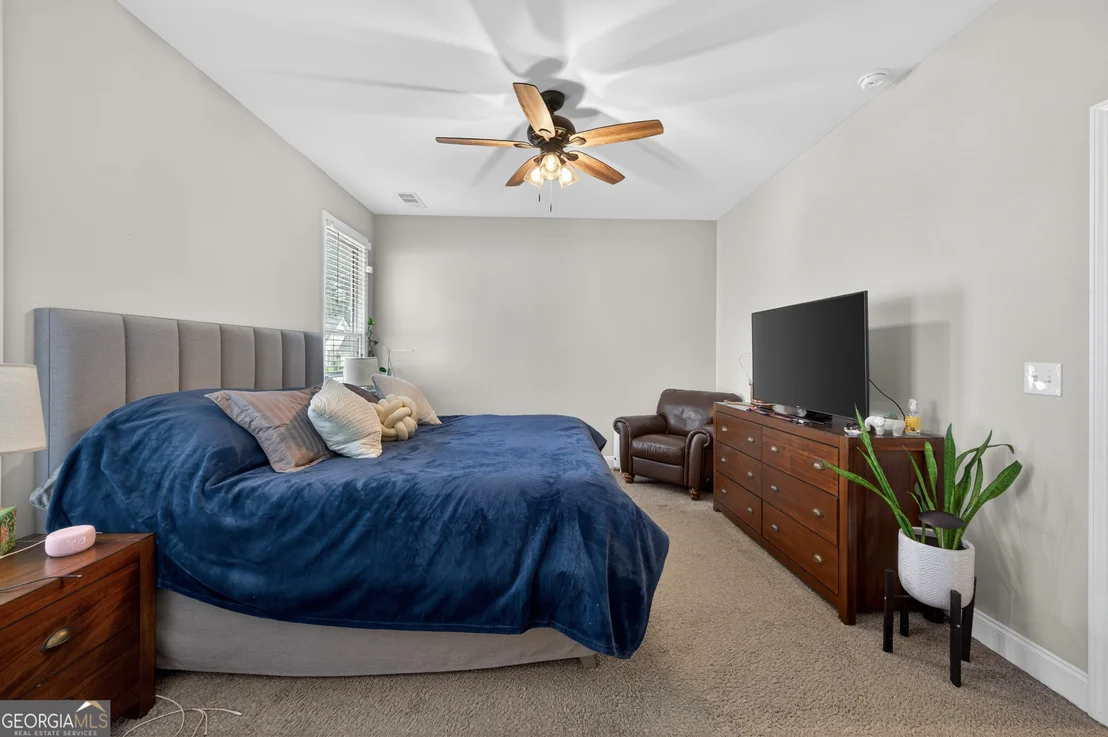 Photo of 1001 Davis Street