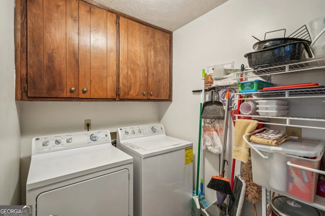Photo of 8540 Ridge Road