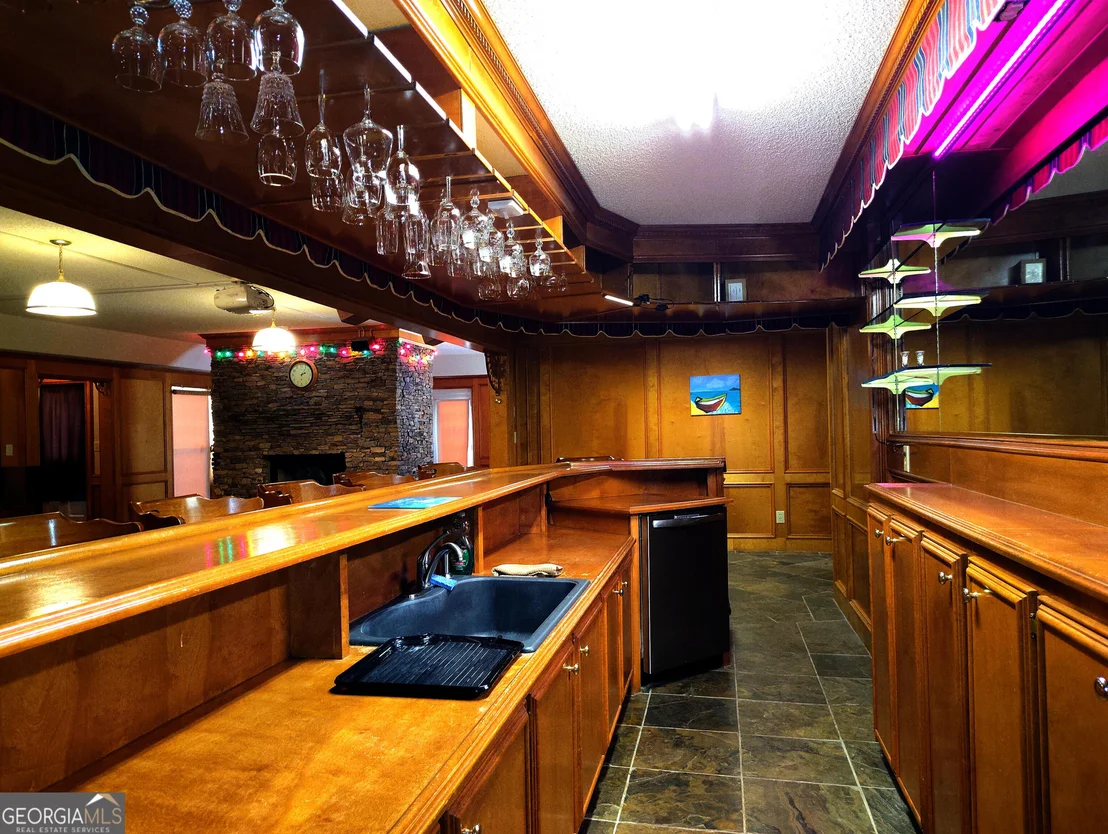 Photo of 118 Crescent Drive