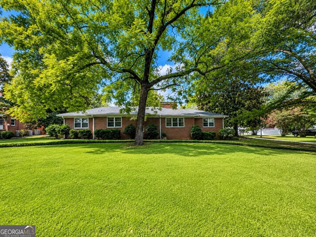 Photo of 17 Deforest Avenue