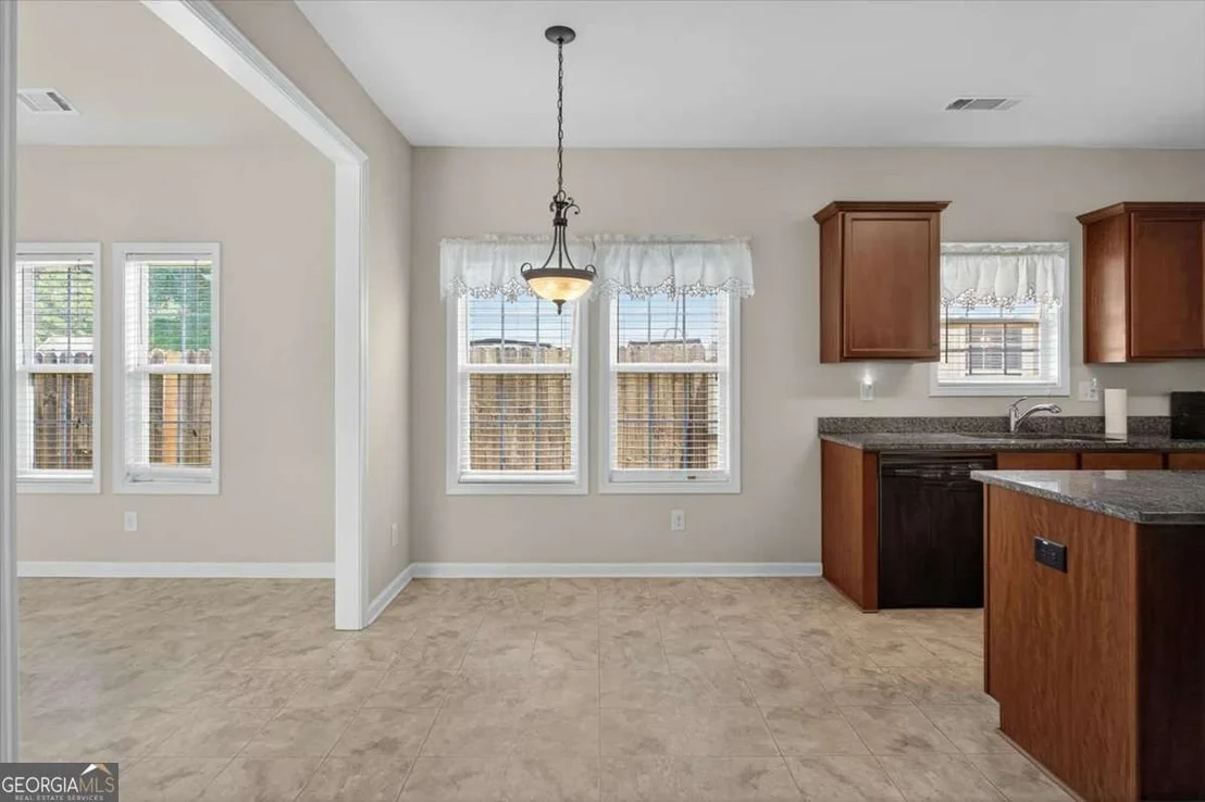 Photo of 2435 Centennial Hill Way NW