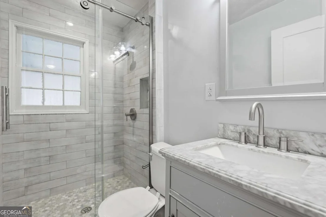Photo of 1613 Lake Drive