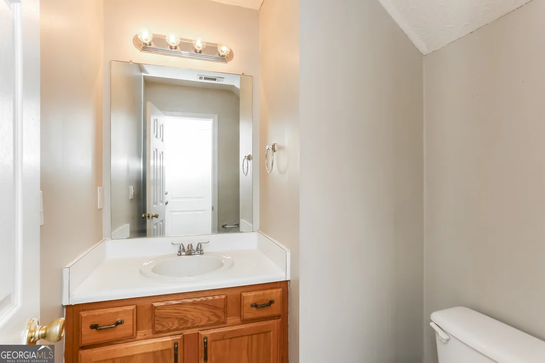 Photo of 372 Jasmine Drive
