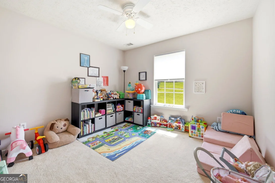 Photo of 121 Crest View Drive