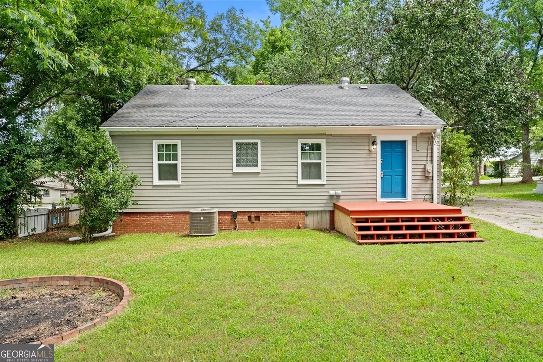 Photo of 102 Oak Street