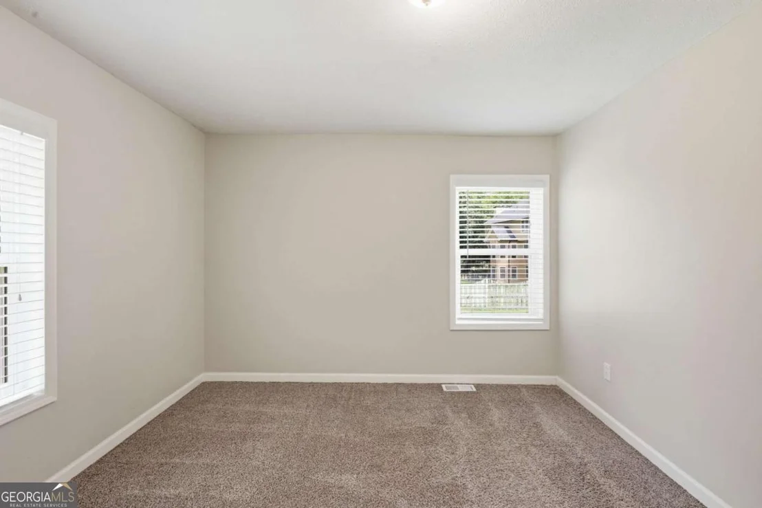 Photo of 620 Smithstone Road SE