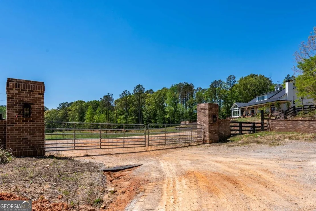 Photo of 228 Grey Squirrel Point
