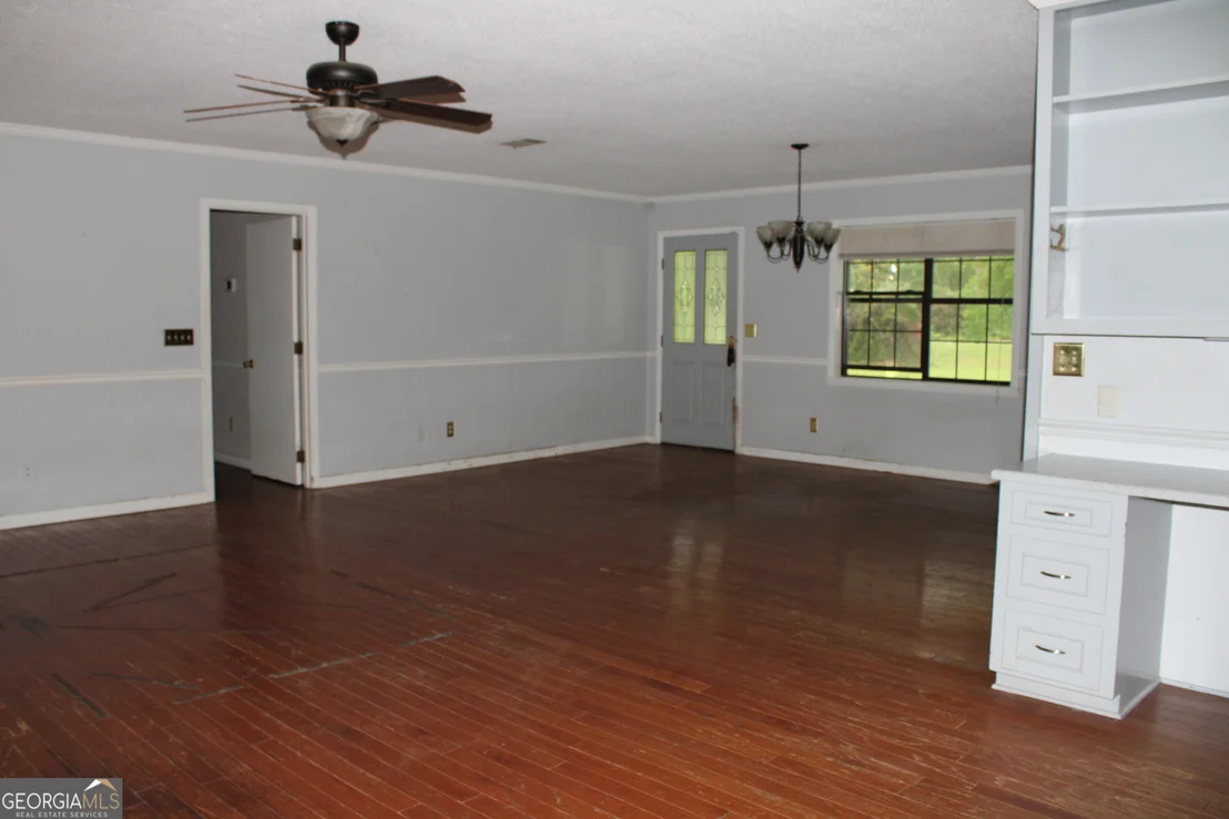 Photo of 338 Lakeview Drive