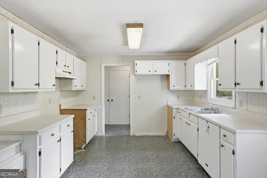 Photo of 592 Potomac Drive