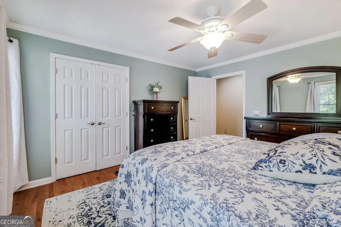 Photo of 152 Cambridge Drive