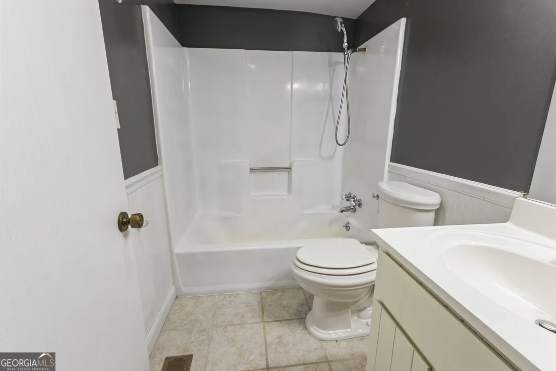 Photo of 82 Walton Way