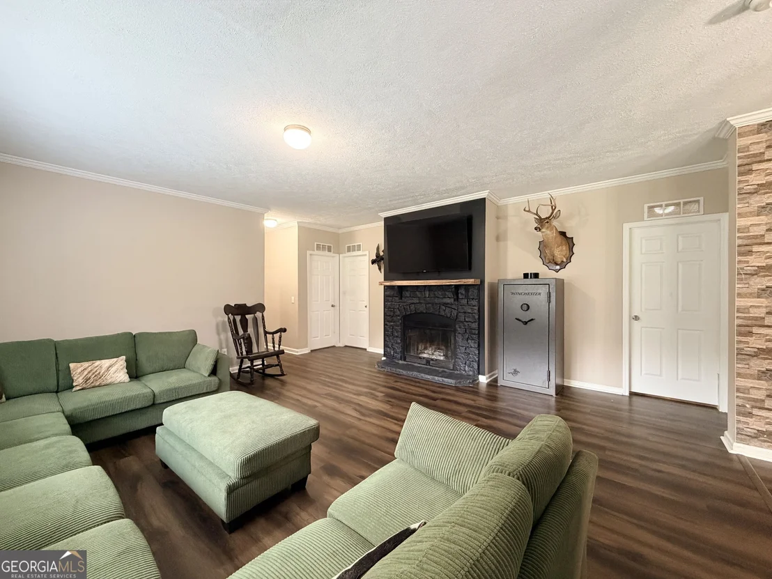Photo of 816 Matts Lane