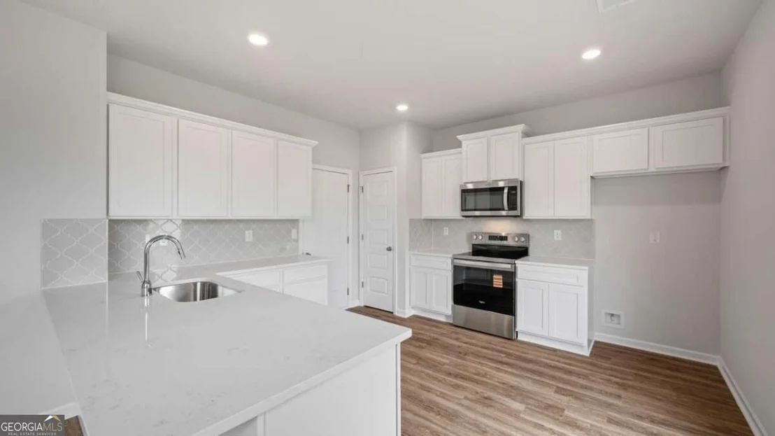 Photo of 213 Villa Drive