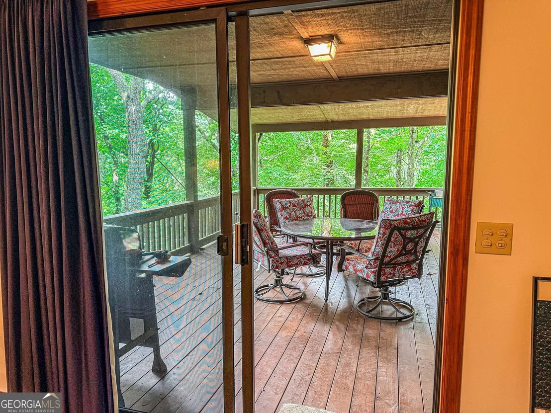 Photo of 195 Cedar Lane