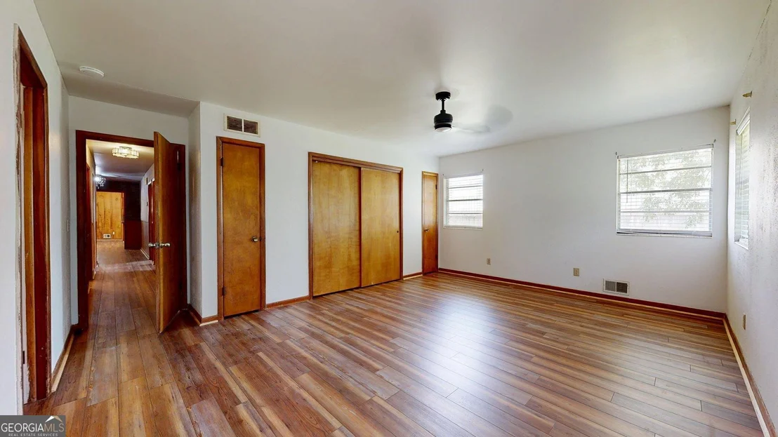 Photo of 8 Roundtree Street