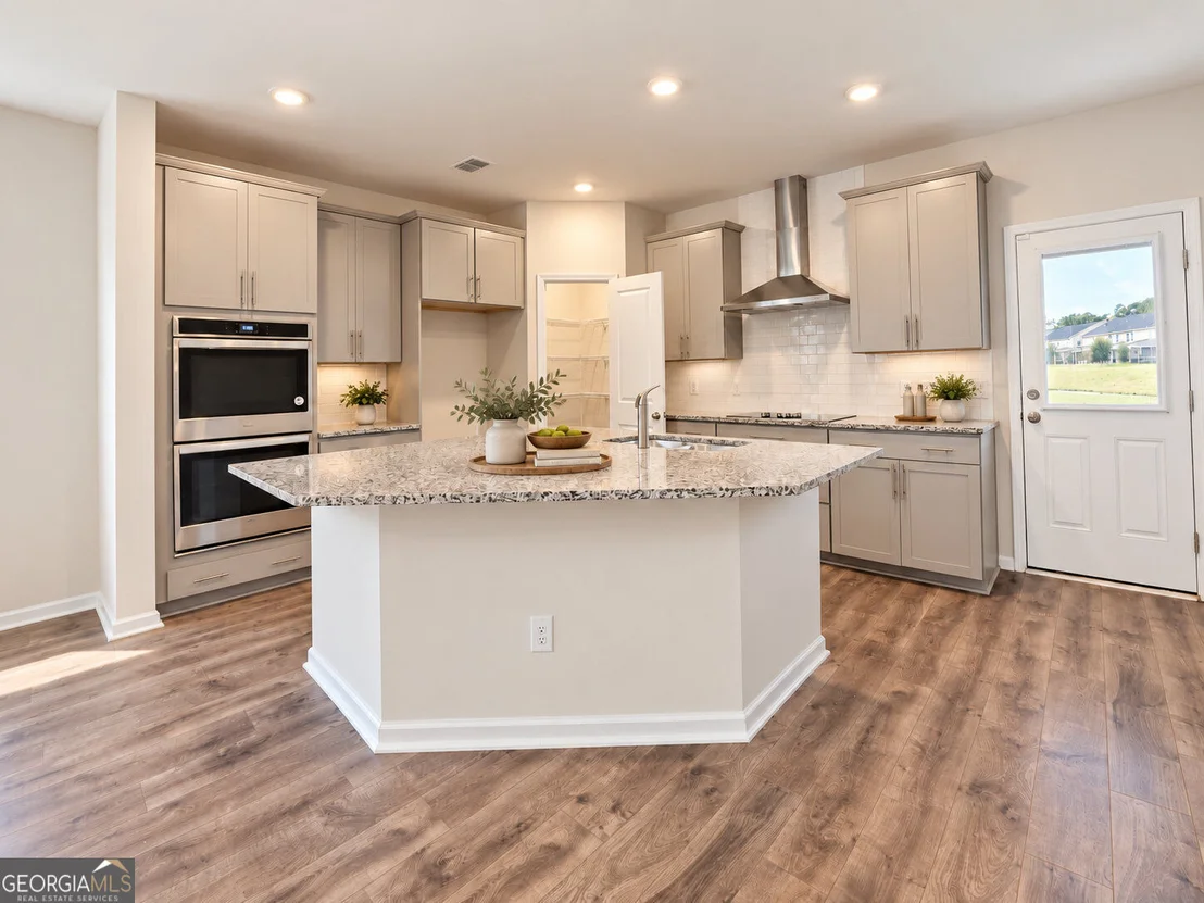 Photo of 183 Benelli Drive