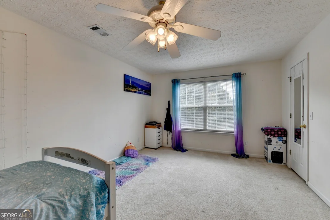 Photo of 3012 River Garden Road