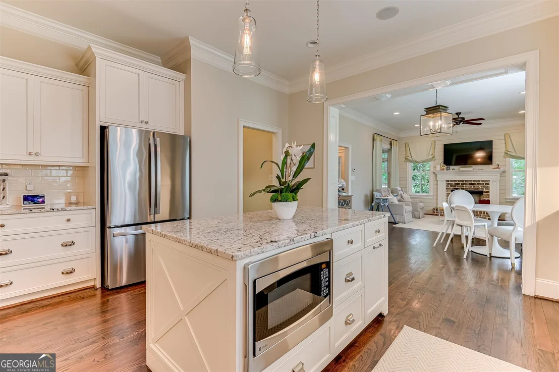 Photo of 1052 Emerald Place