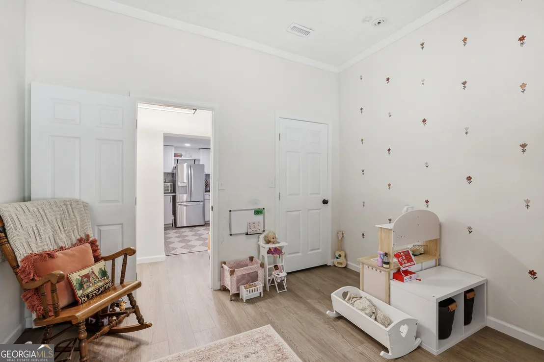 Photo of 5525 Sandy Cross Road