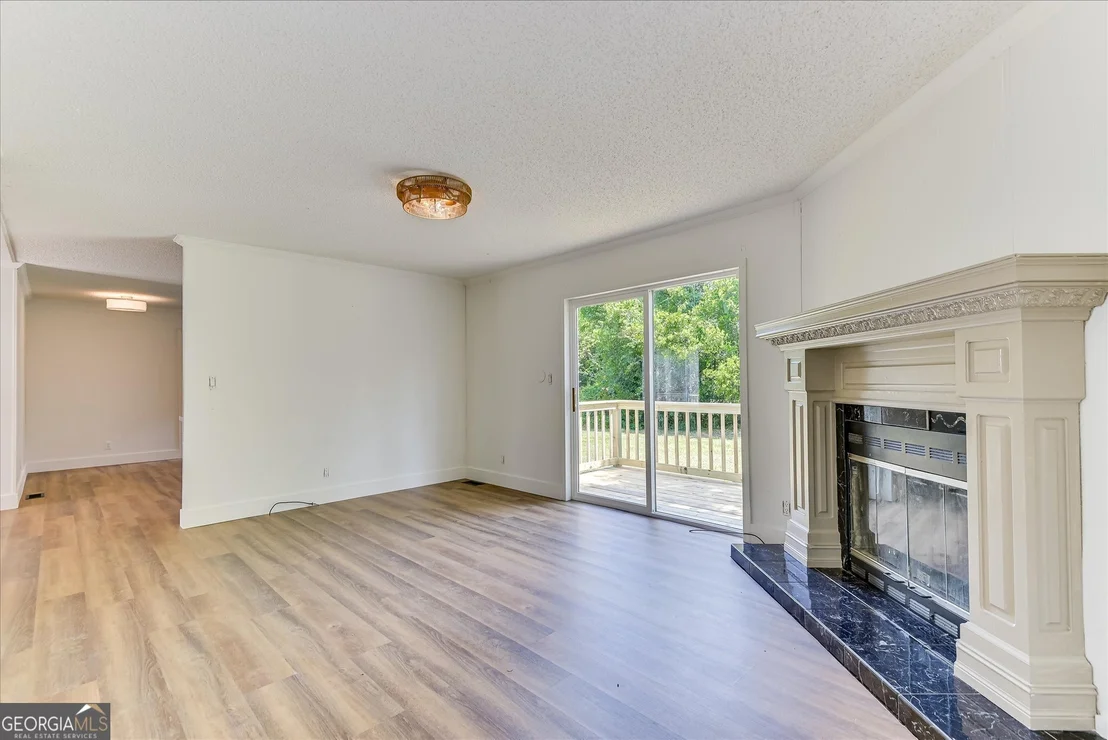 Photo of 4134 Daisy Lane