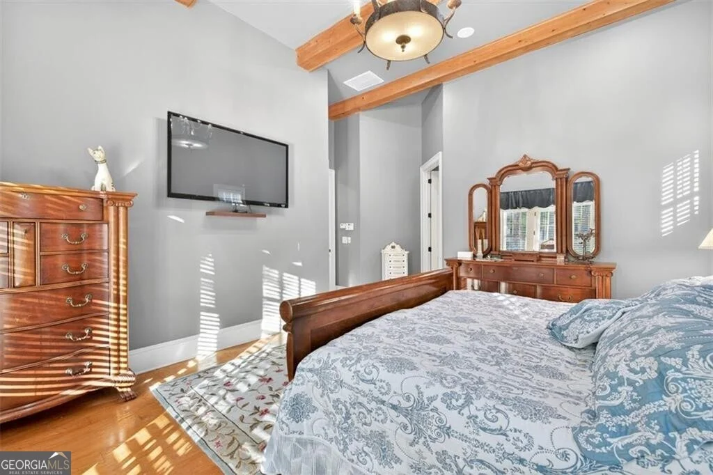 Photo of 5829 Swinging Gate Road