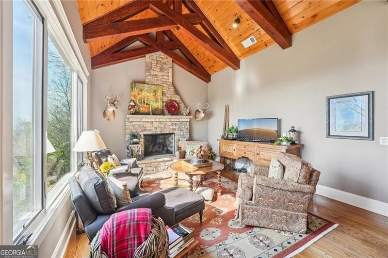 Photo of 1041 Cox Mountain Drive
