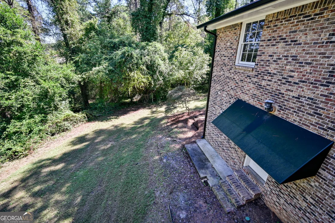 Photo of 641 Oak Drive NW