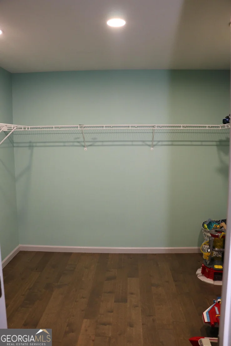 Photo of 96 Oak Leaf Way