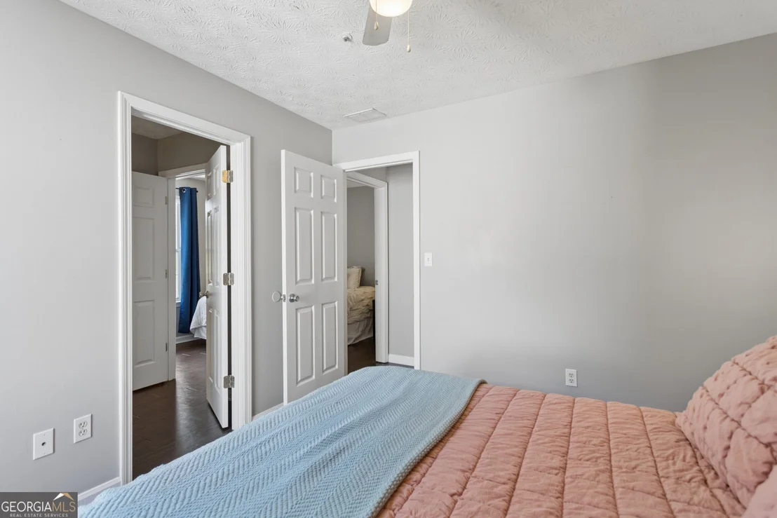 Photo of 1418 Glenover Circle