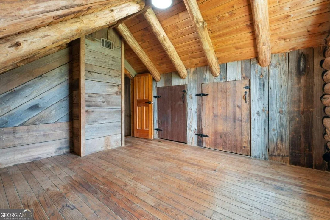 Photo of 2059 Cave Spring Road