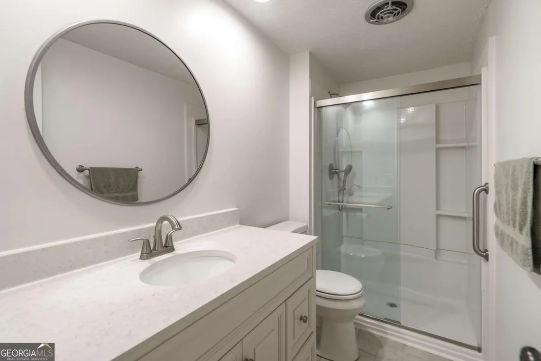 Photo of 1180 Green Briar Drive