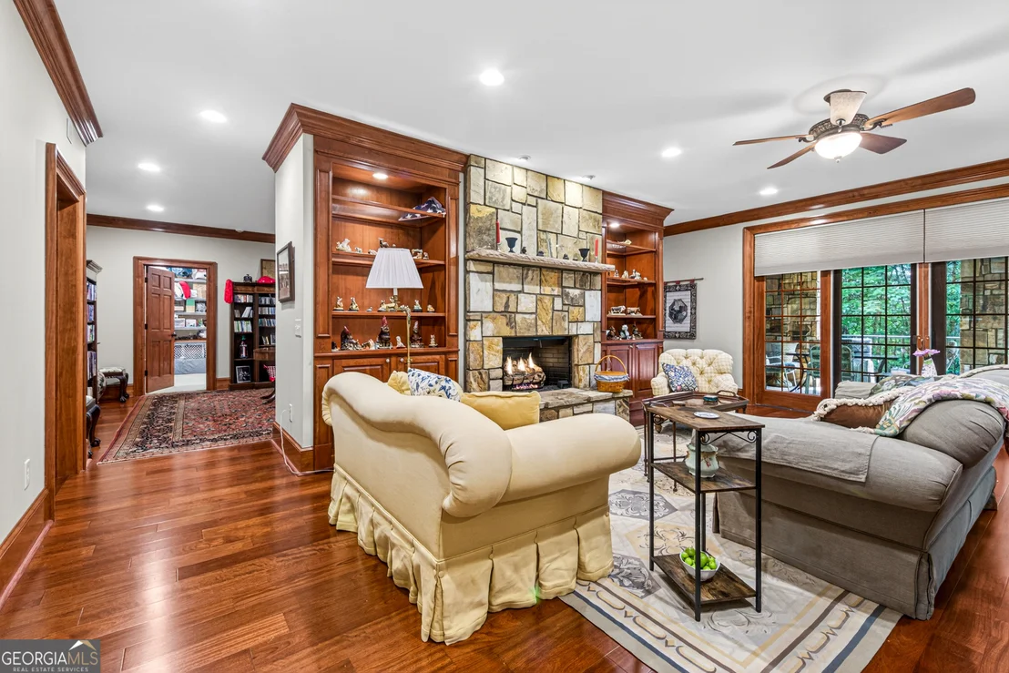 Photo of 795 Chenocetah Drive