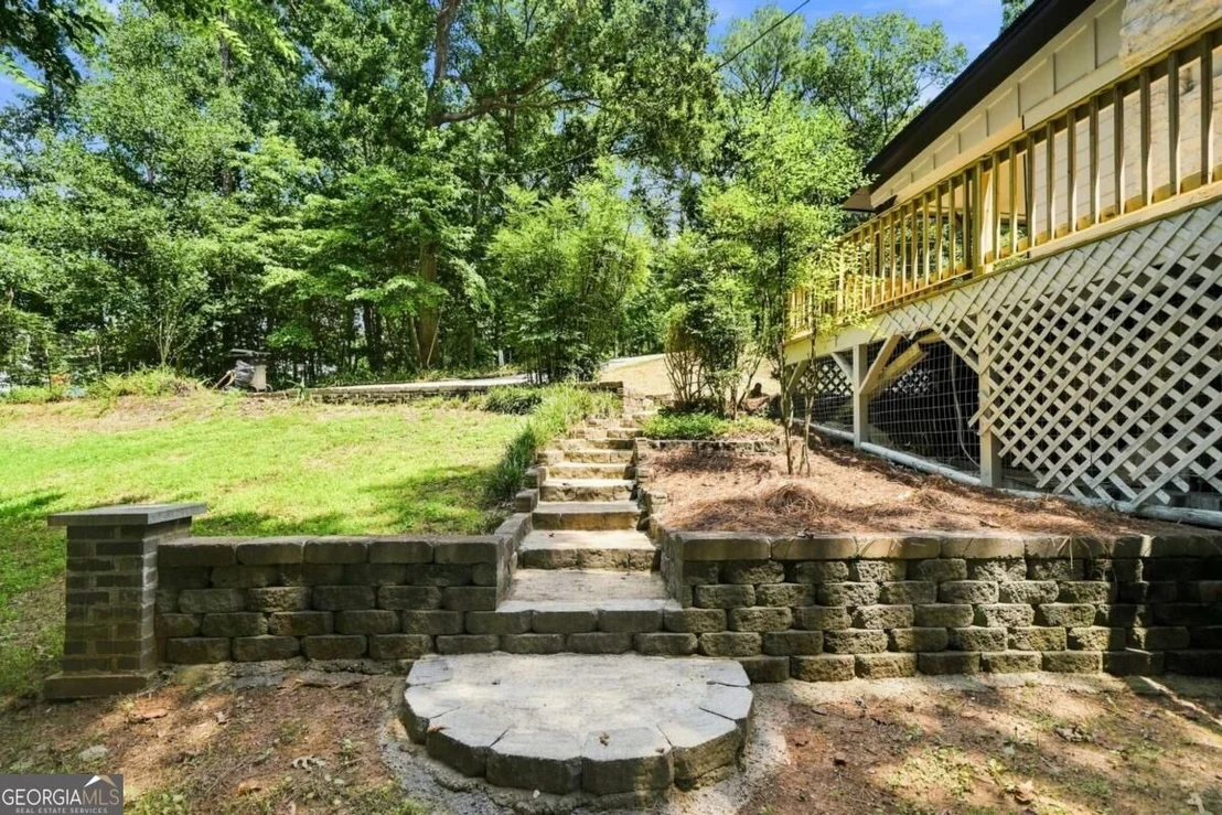 Photo of 283 Ash Circle