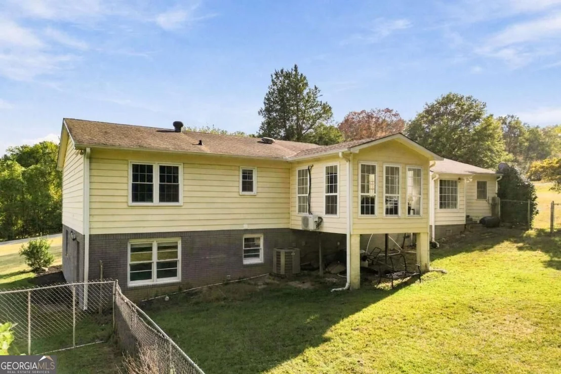 Photo of 408 White Way