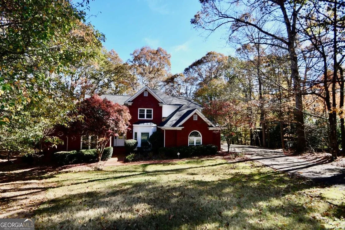 Photo of 218 Thornhill Drive
